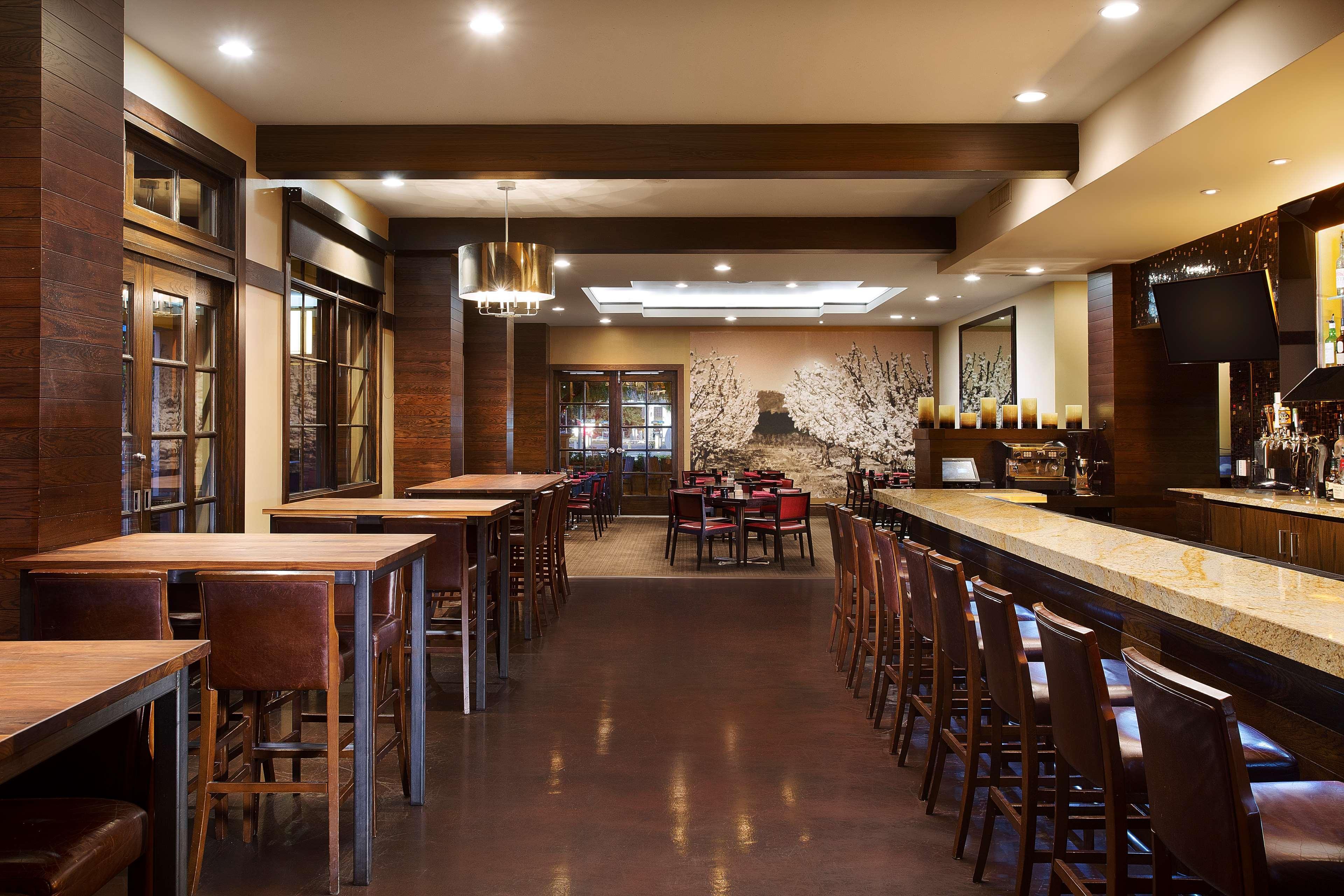 Juniper Hotel Cupertino, Curio Collection By Hilton Luaran gambar