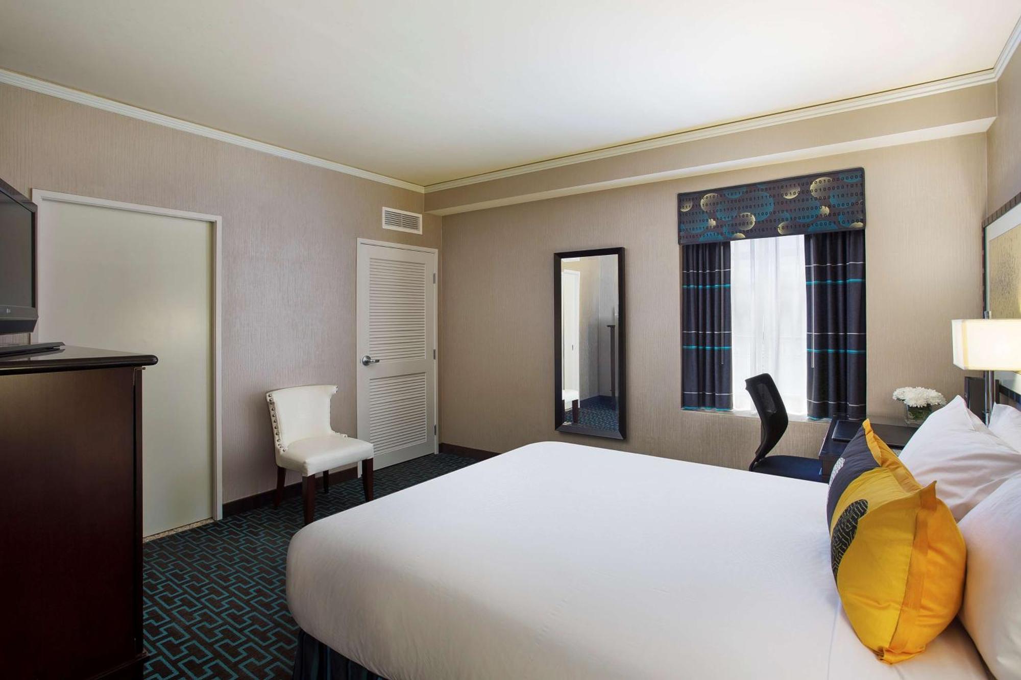Juniper Hotel Cupertino, Curio Collection By Hilton Luaran gambar
