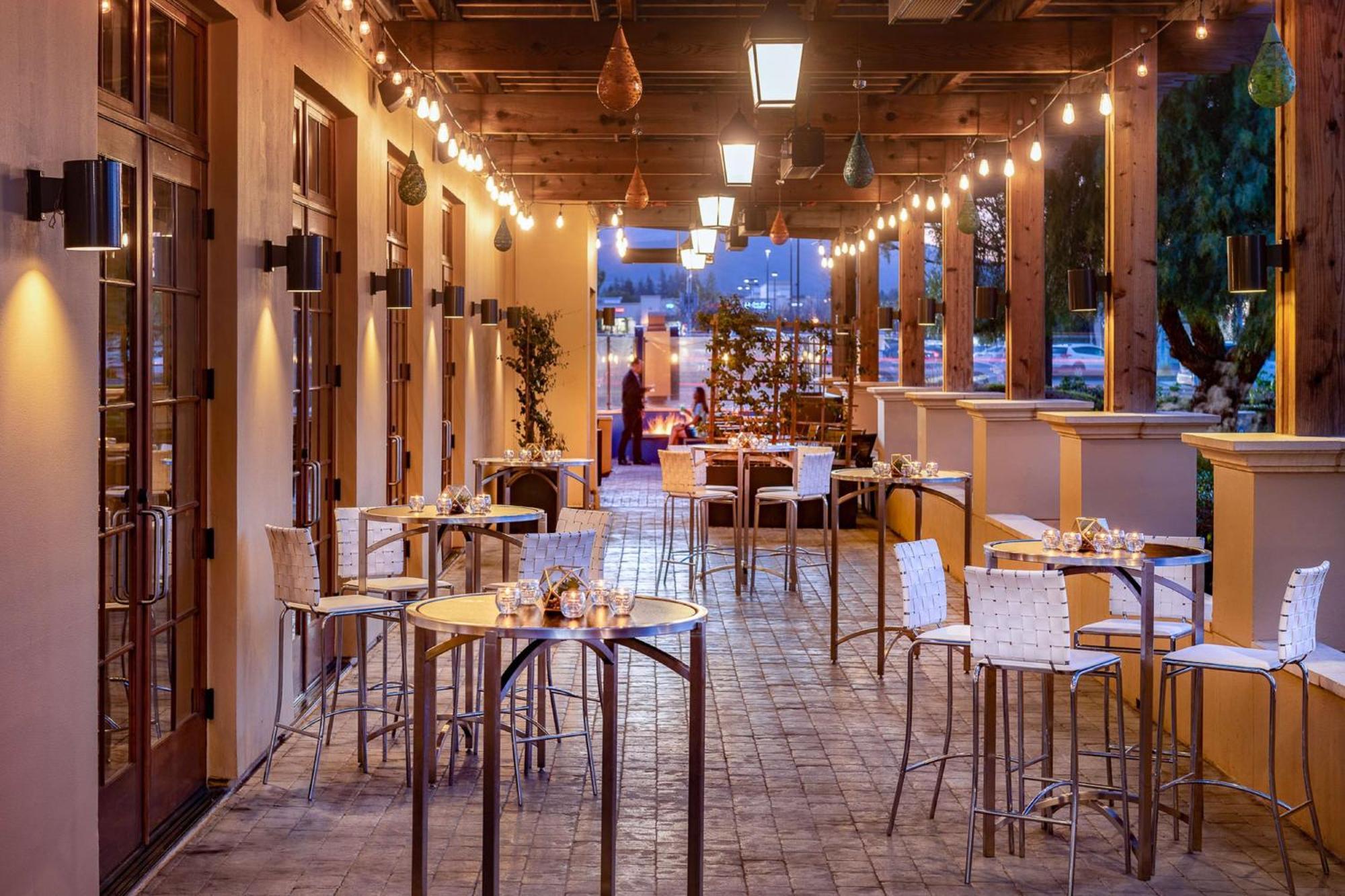 Juniper Hotel Cupertino, Curio Collection By Hilton Luaran gambar