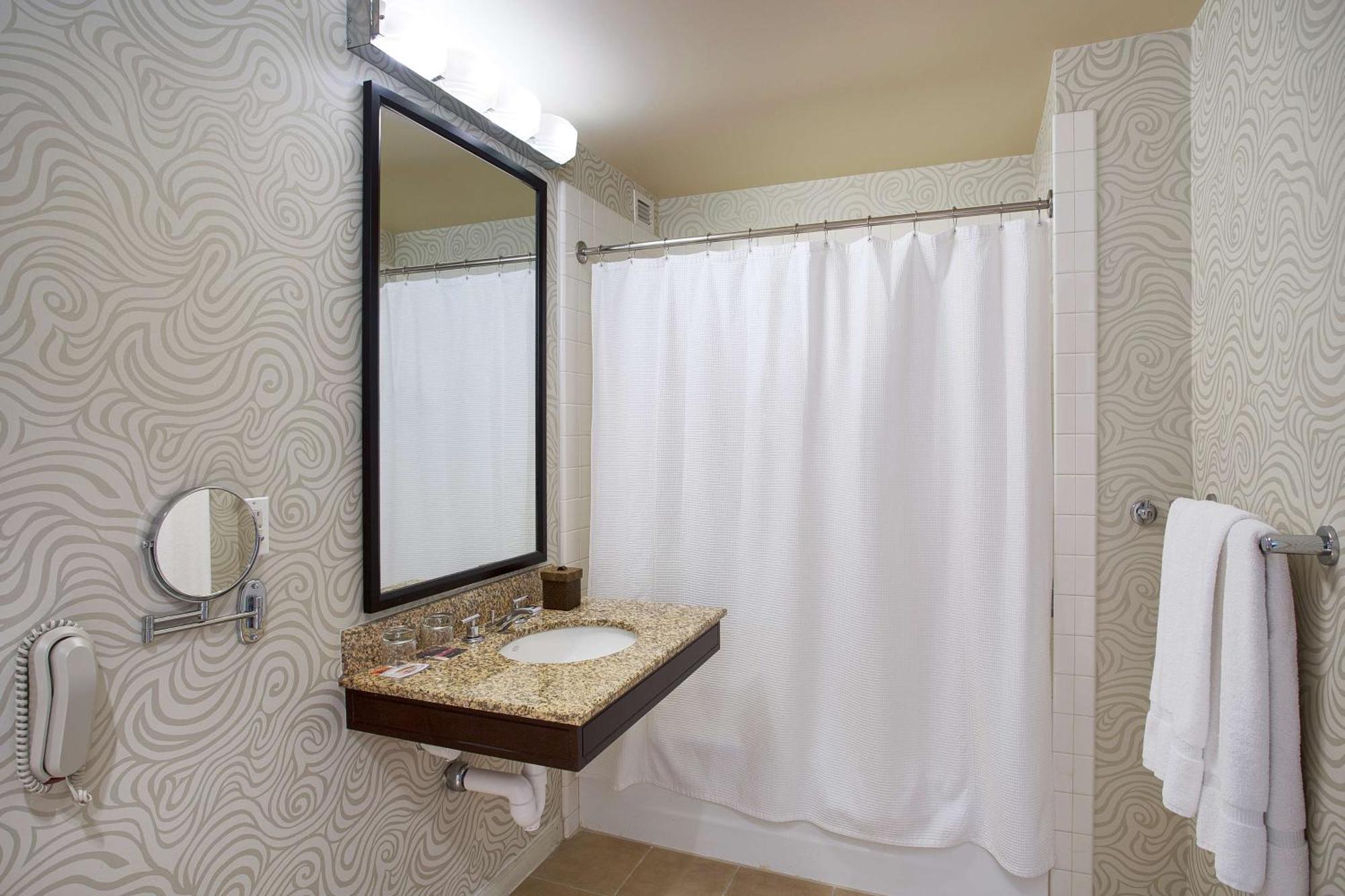 Juniper Hotel Cupertino, Curio Collection By Hilton Luaran gambar